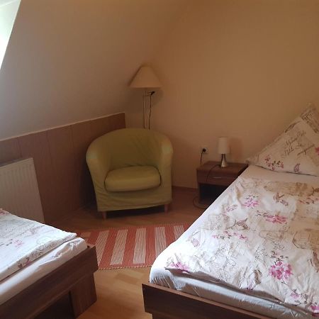 Ferienwohnung Fuer Monteure Templin Bagian luar foto